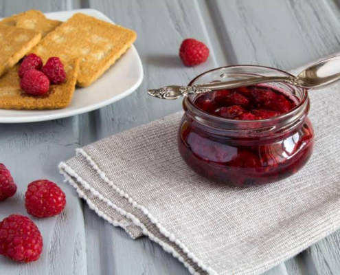 Купить оптом малиновый джем из Ирана